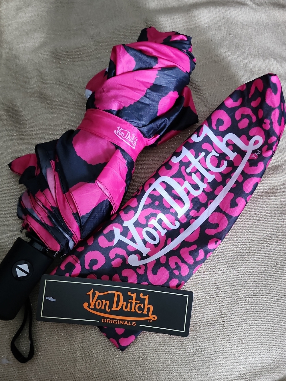 Von Dutch Pink and Black Leopard Print Compact Umbrella